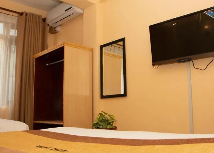 Lapha Hotel 3*